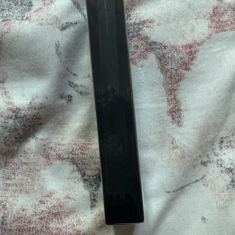 Uklash Eyelash Serum - Picture 3 of 4